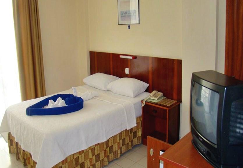 Nazar Hotel 2*